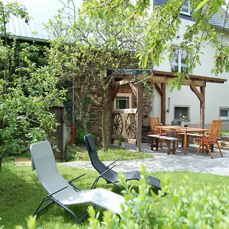 Volcano Villa, Cleaning Included *